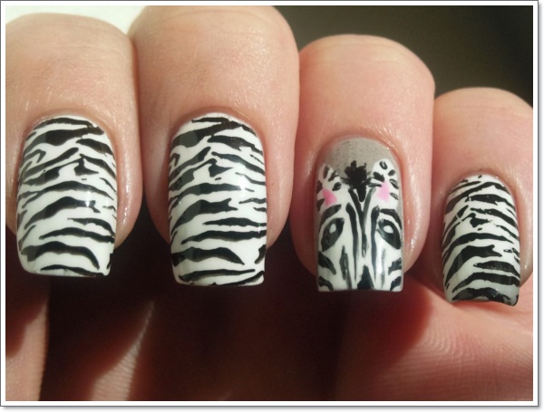 25 Zebra Print Nails Design Ideas!